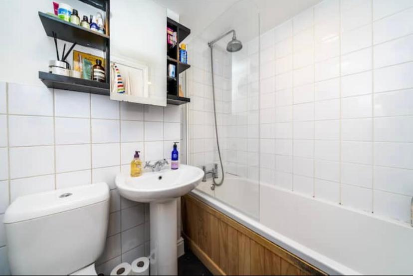 Appartamento Victorian Close To Camden & Kings Cross Londra